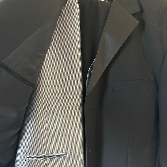 Mens Tuxedo - Picture 2 of 4
